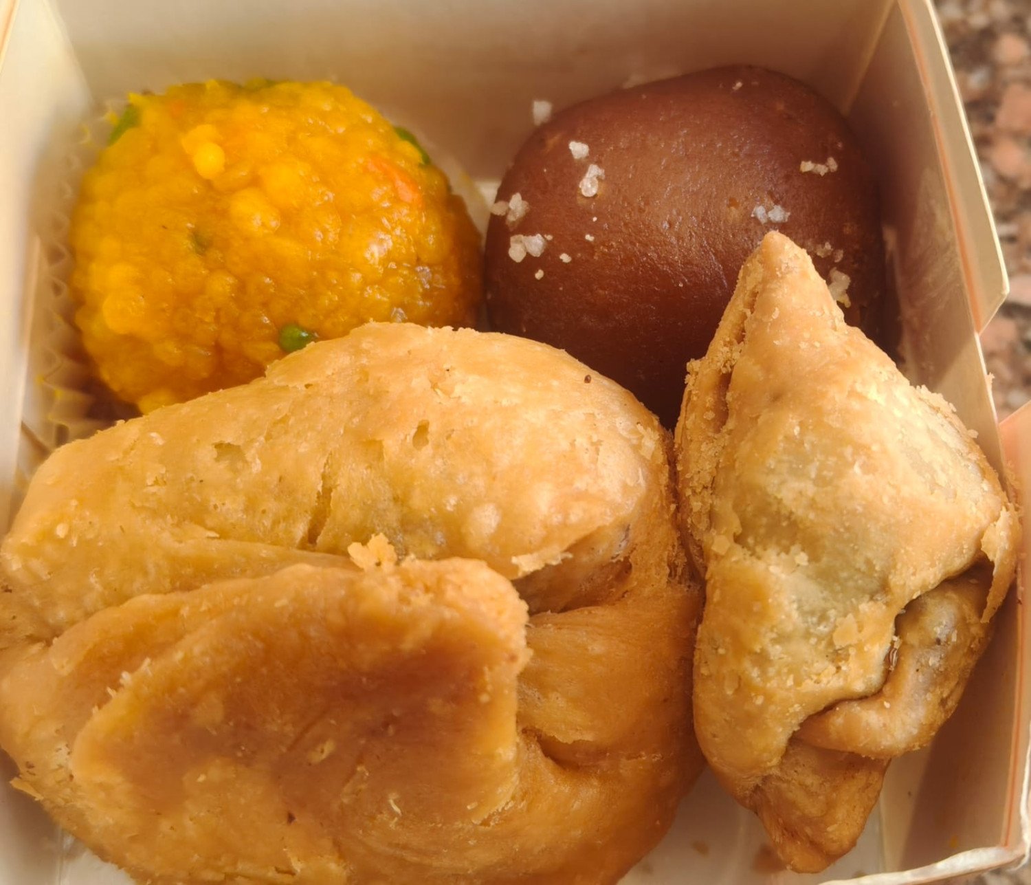 Snacks Box & Refreshment Pack