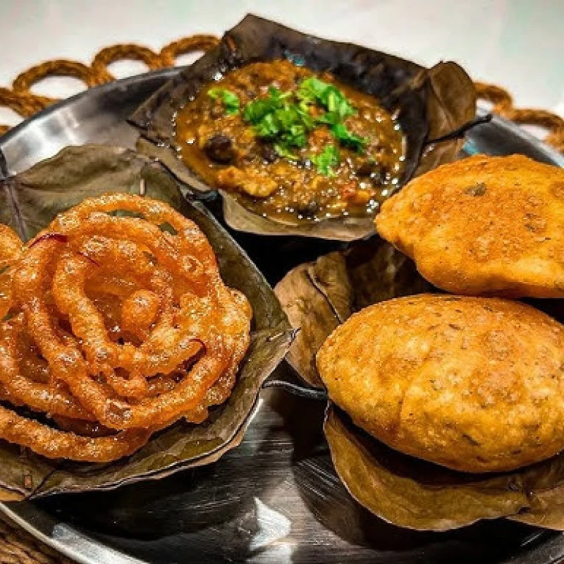 Desi Ghee Puri Sabji Kachori