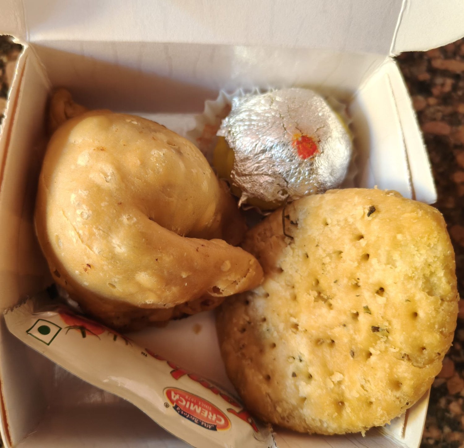 Snacks Box & Refreshment Pack