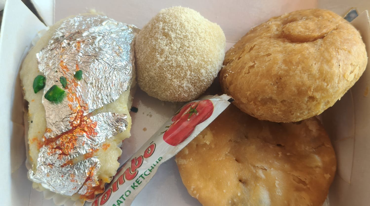 Snacks Box & Refreshment Pack