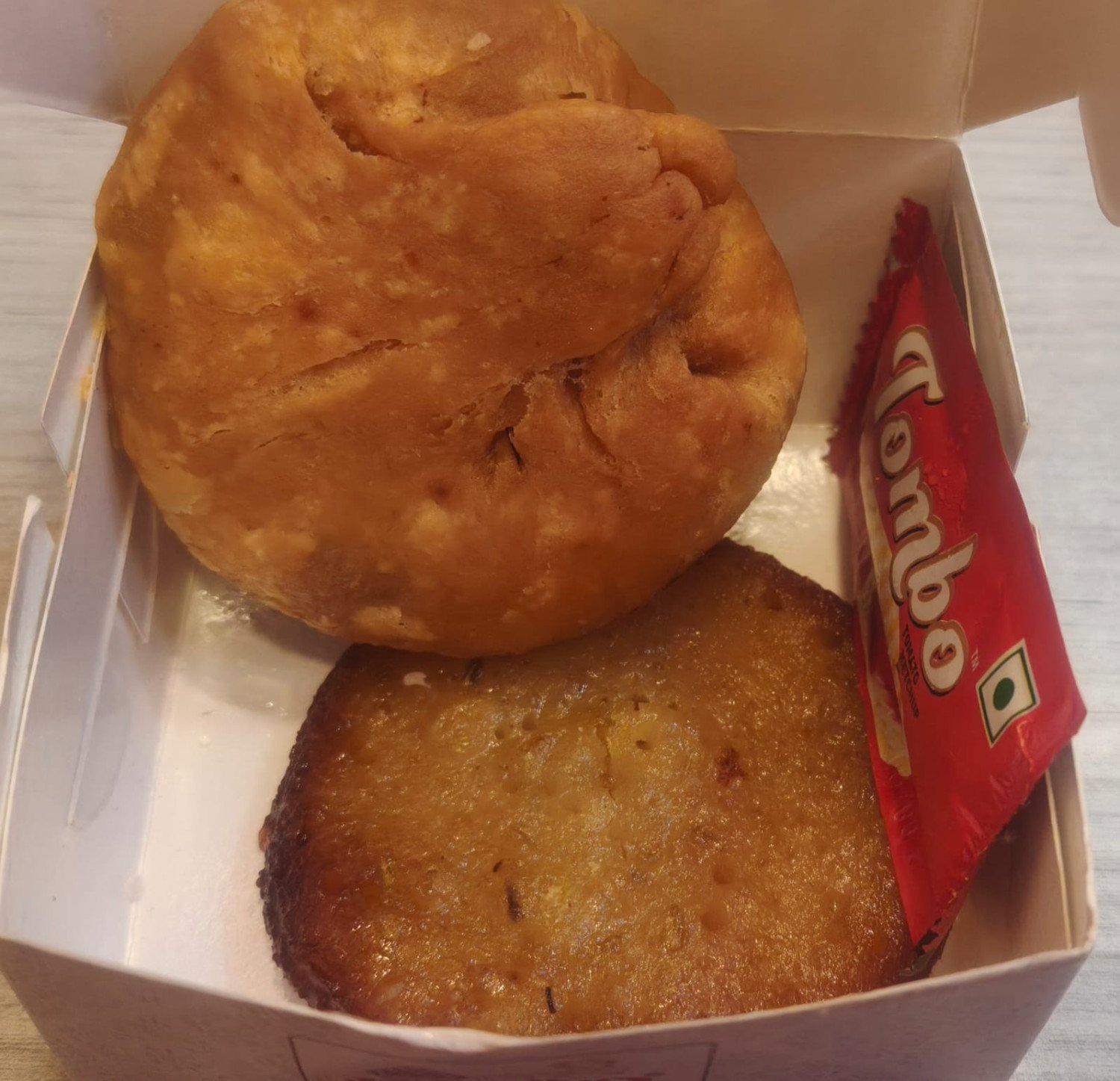 Snacks Box & Refreshment Pack