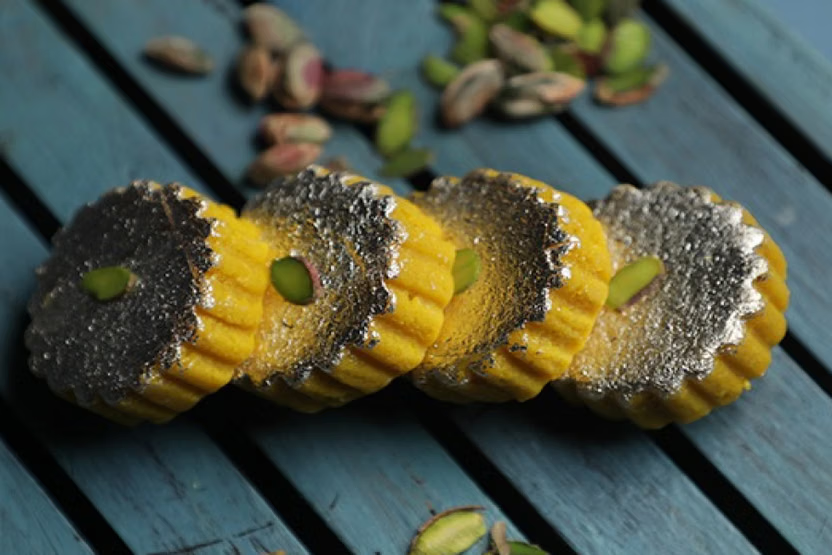 Kaju Kesar Biscuits